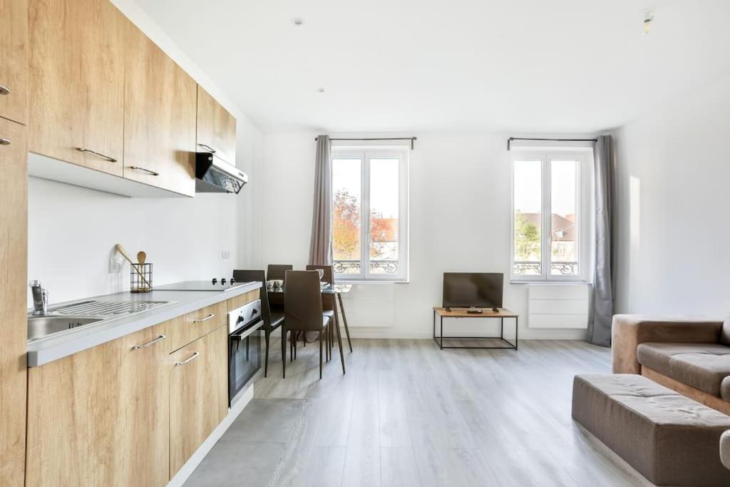Suite Lumineux Et Moderne, Parking Gratuit, Mulhouse Centre Exterior photo
